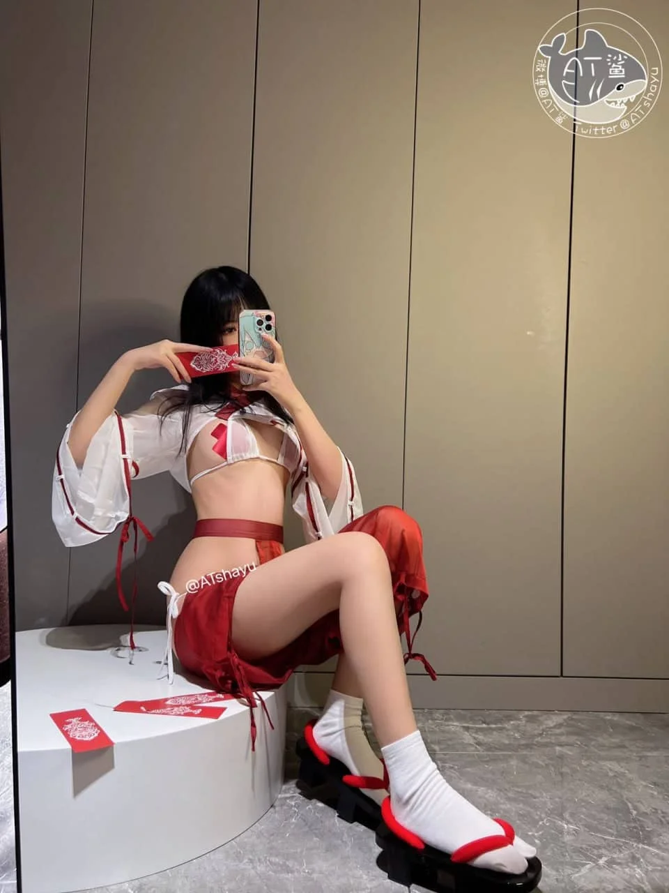 AT鲨-反差巫女