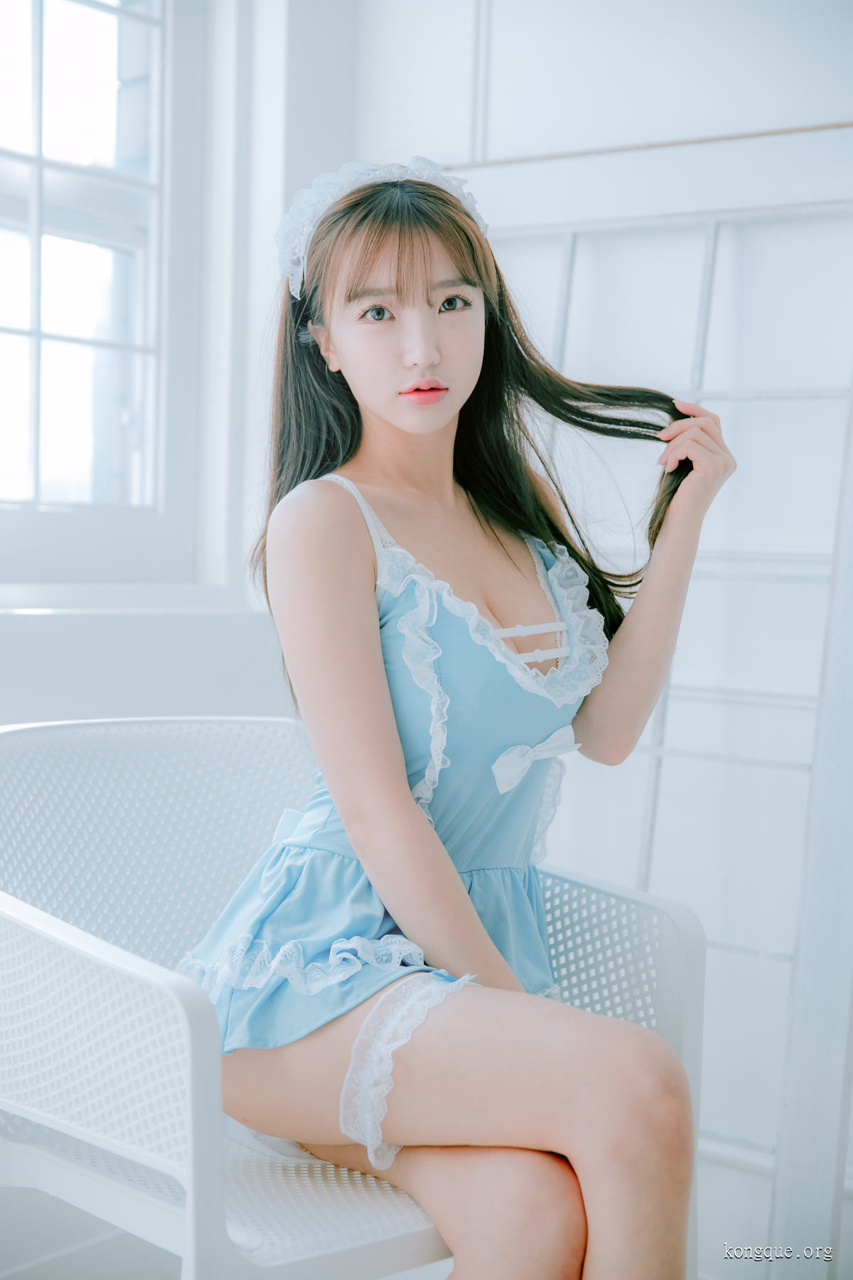 013.[JOApictures]_YeEun_(손예은)__JOA_20._APR_Vol.1_[89P1.03G]_C_(23)
