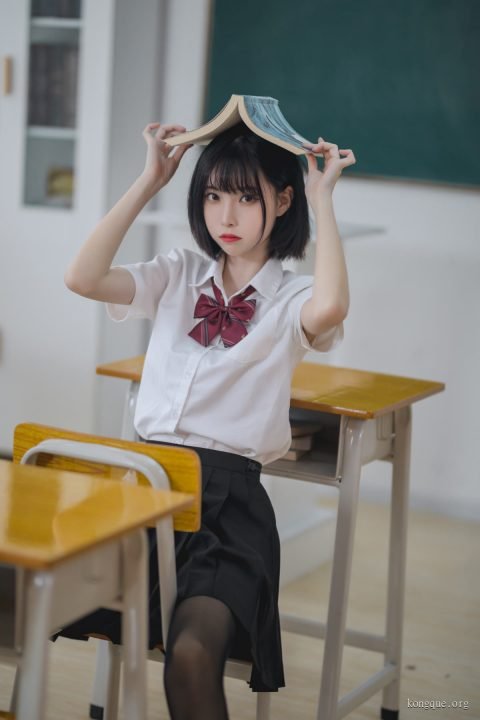 许岚LAN_-_少女白色裙_004