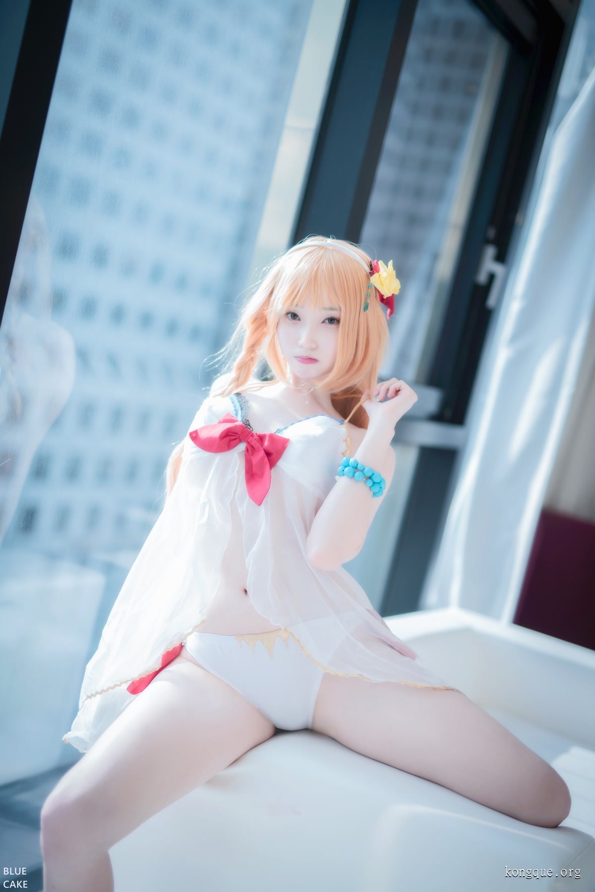 BlueCake_Bambi_Dive_Into_You_0045